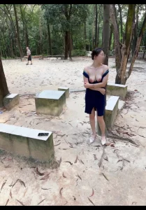 （原创）大早上单男带媳妇逛公园